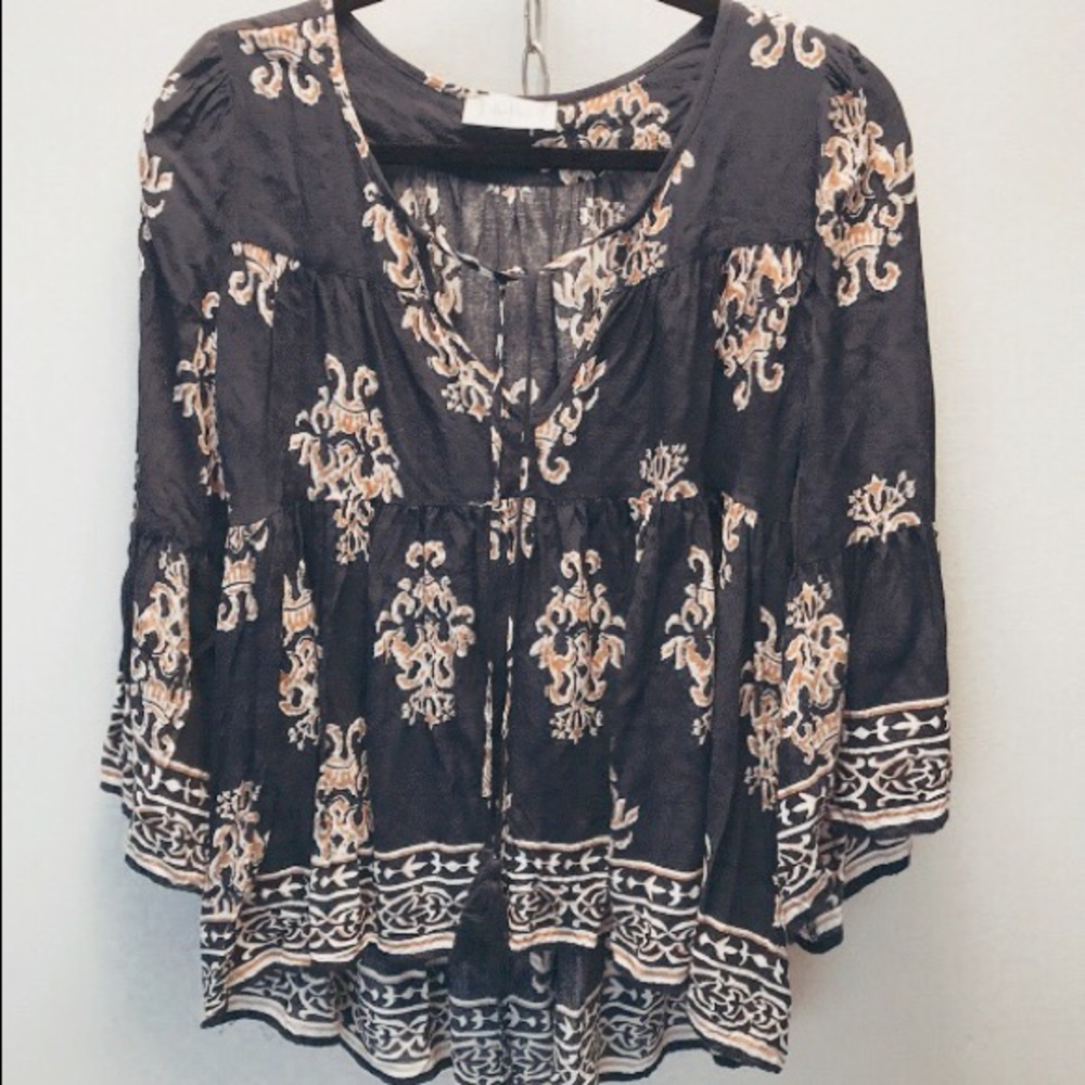 ALTAR’D STATE PRINT TOP